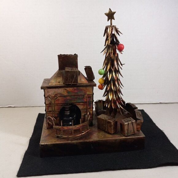 Copper Fireplace Christmas Tree and Packages Music box Cottagecore Countrycore - Picture 6 of 9